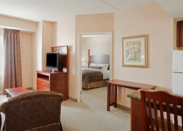 One-Bedroom King Suite